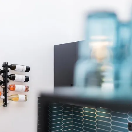 Sklep Na Spravnem Miste - Degustace, A Wellness * Brod nad Dyji