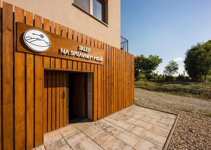 Sklep Na Správném Místě - Degustace, A Wellness Apartamento